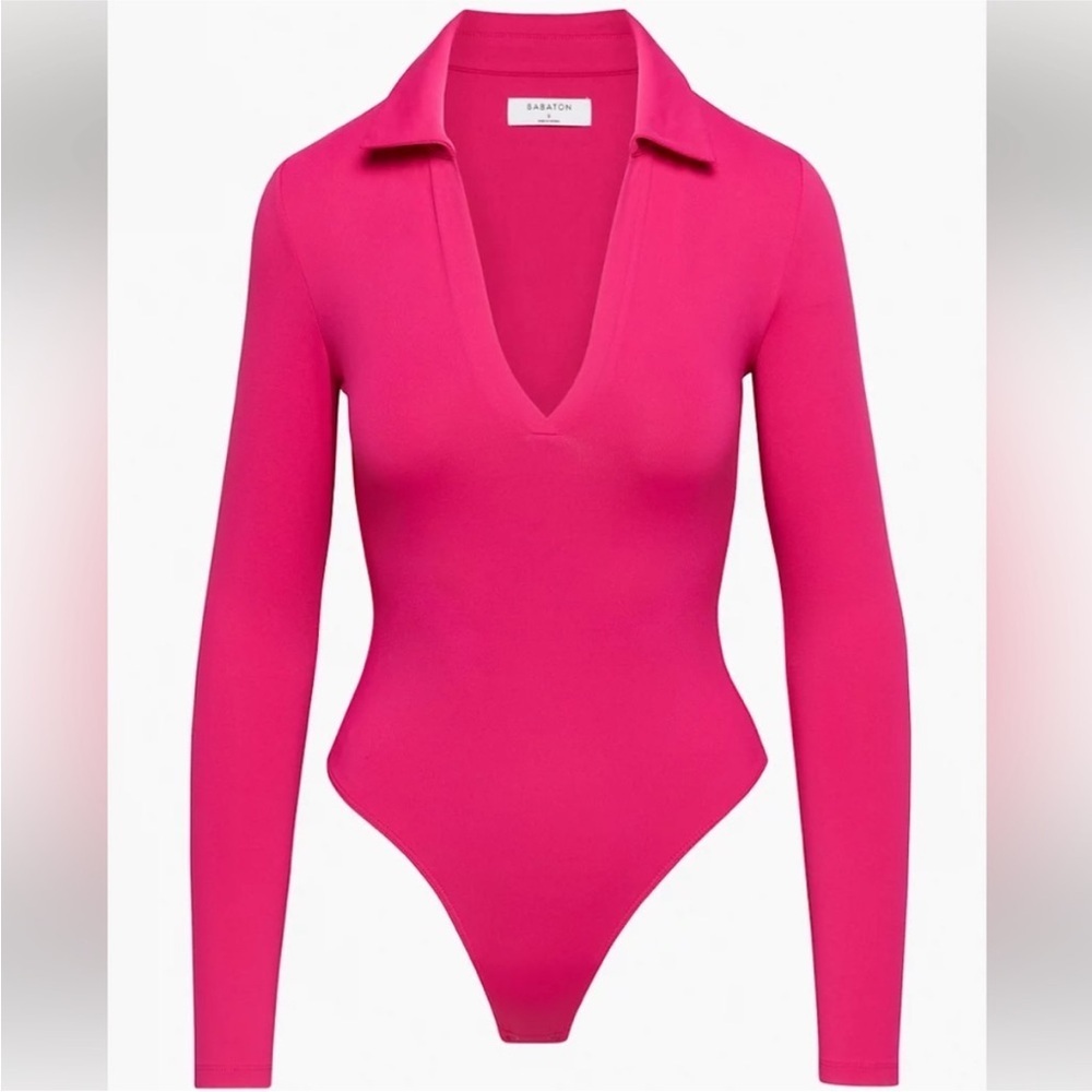 NWT Aritzia Babaton contour polo‎ long sleeve bodysuit Granita Pink Size XXS